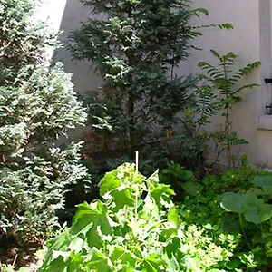 ** Hotel Des Pavillons France